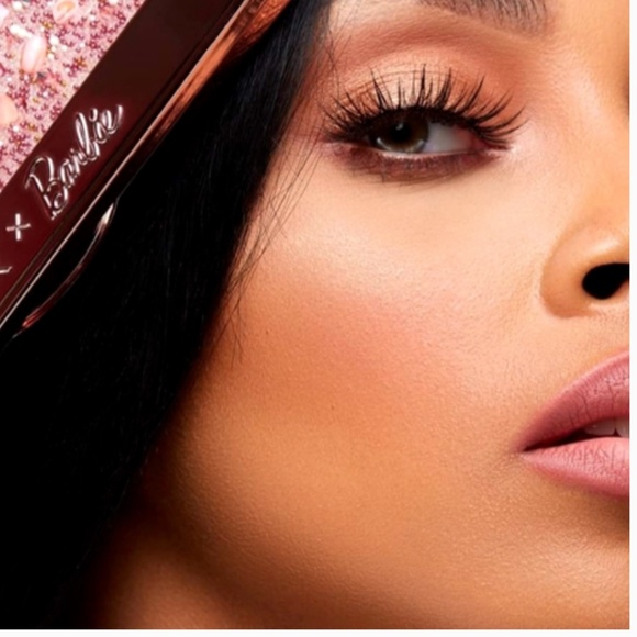 PÜR X Barbie Limited Edition Eyeshadow Palette - Picture 6 of 7